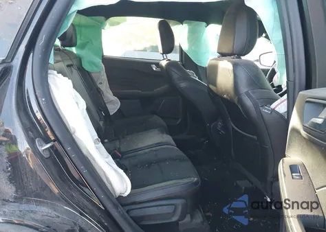 2025 Ford Escape St-Line from USA, damaged, VIN 1FMCU0MN7SUB23664